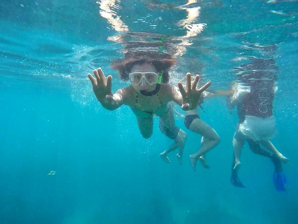 Imanuel Surfing B&B Хенгчун Экстерьер фото